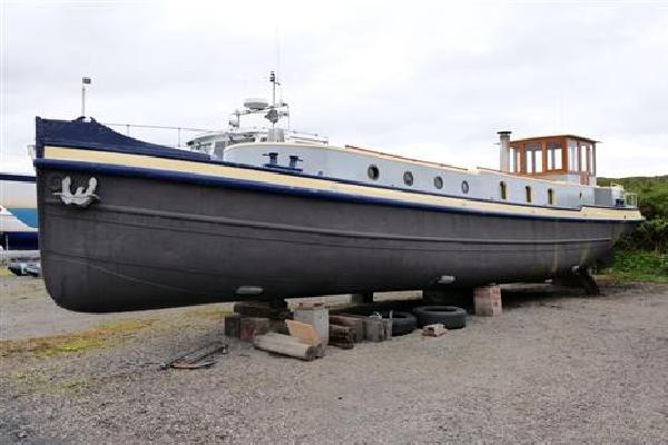 Luxe Motor Barge 50'